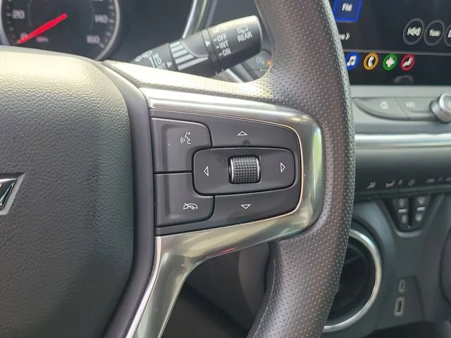 2025 Chevrolet Blazer 2LT - Photo 24