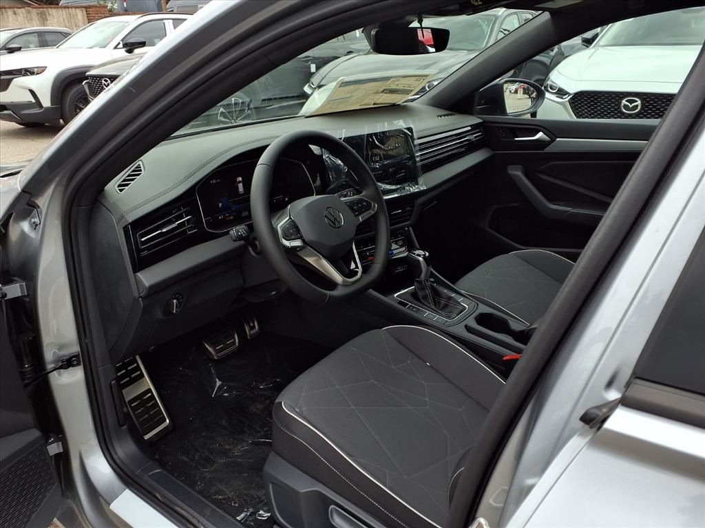 2025 Volkswagen Jetta Sport - Photo 15