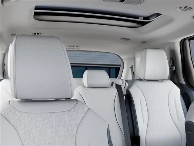 New 2026 White Kia SX image 27