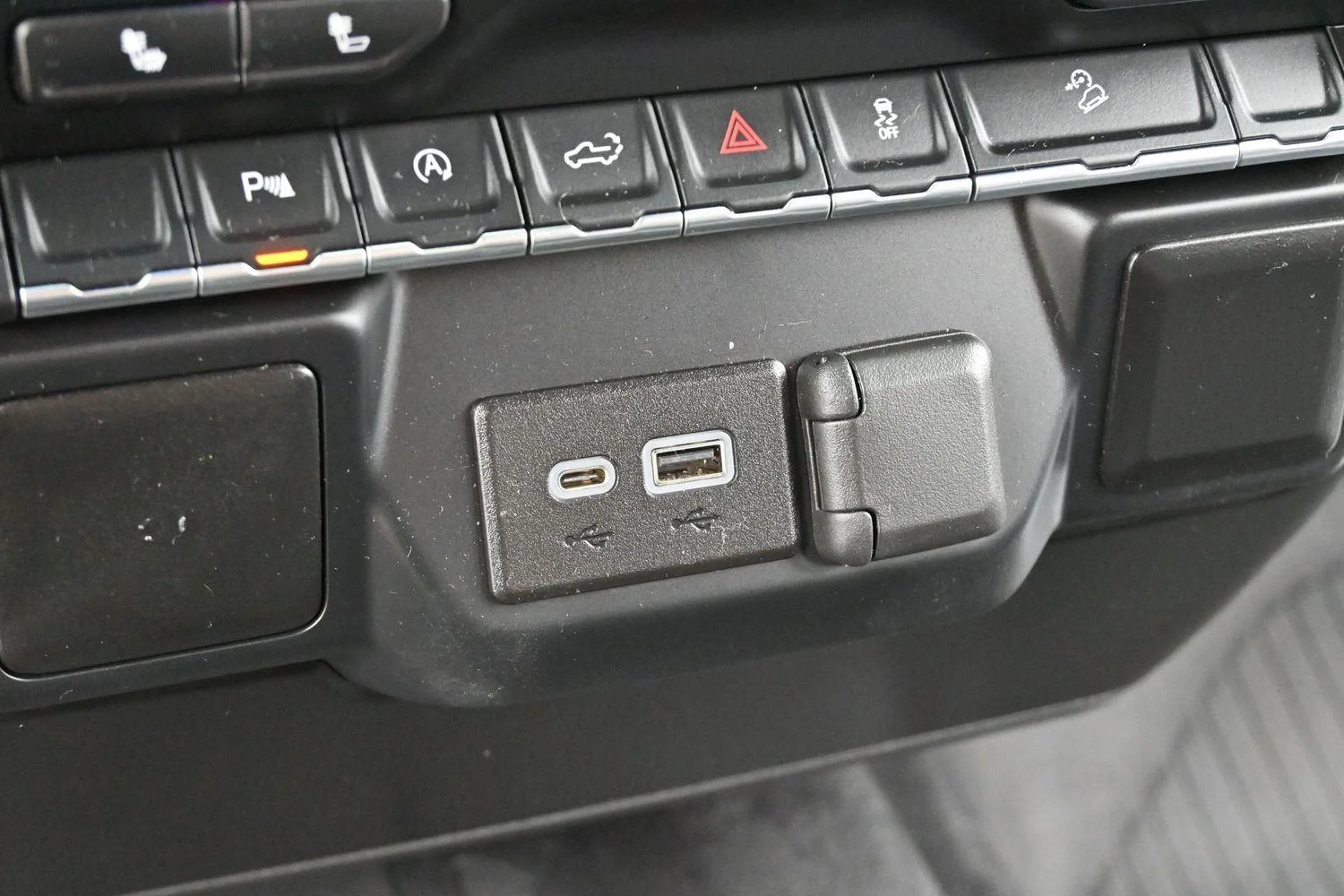 Used 2020 Black Chevrolet LT Trail Boss image 21