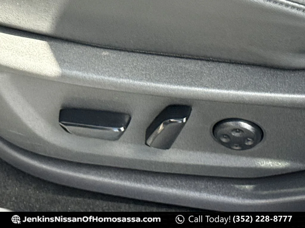Used 2024 Gray Nissan EVOLVE+ e-4ORCE image 33