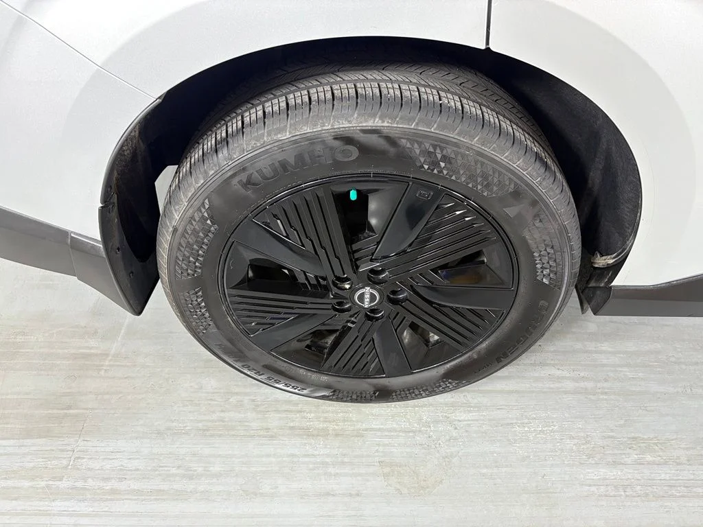 Used 2025 Silver Nissan SV image 11