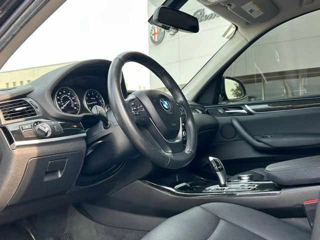 Used 2017 Black BMW xDrive28i image 10