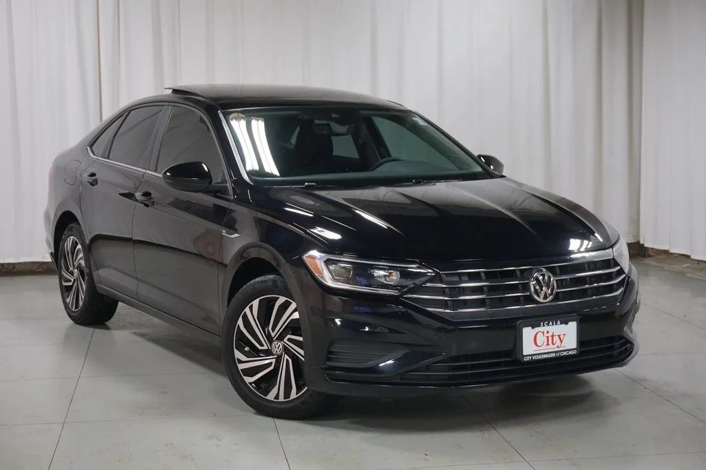 Certified Used 2020 Deep Black Pearl Volkswagen SEL image 3