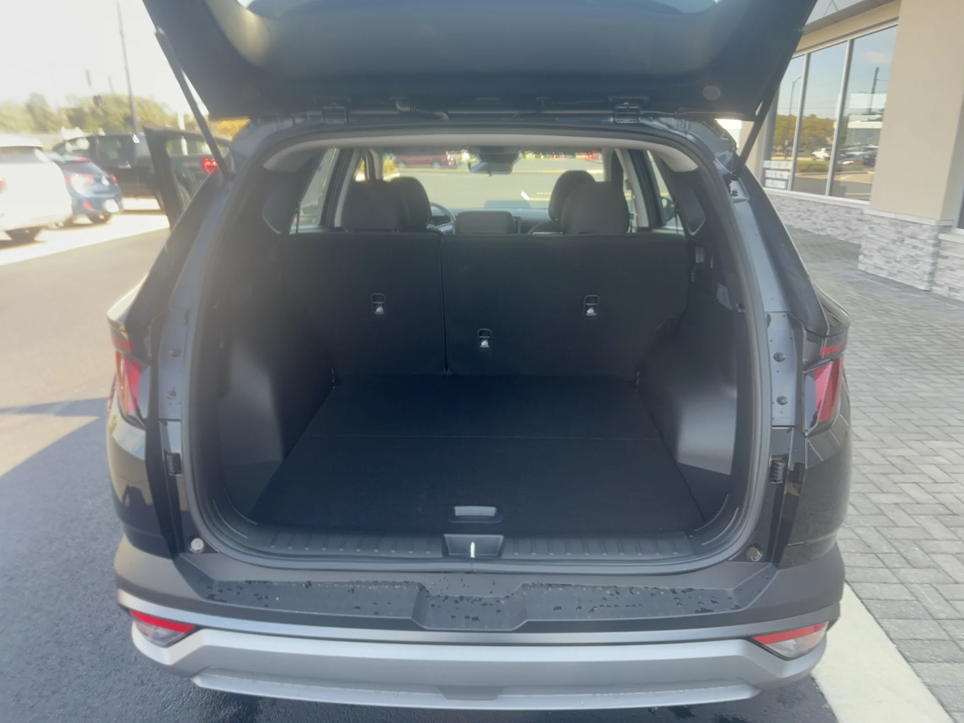 2026 Hyundai TUCSON SE, photo 8 of 12
