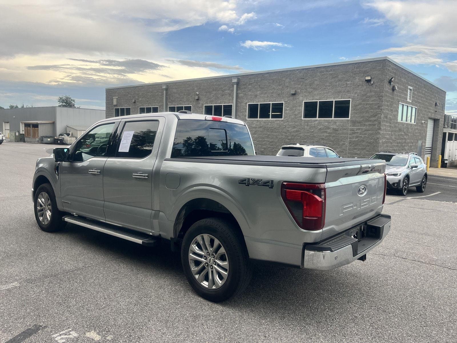 Used 2024 Iconic Silver Ford XLT image 5