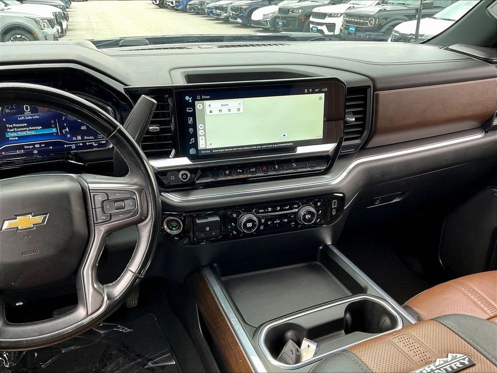 Used 2024 Black Chevrolet High Country image 17