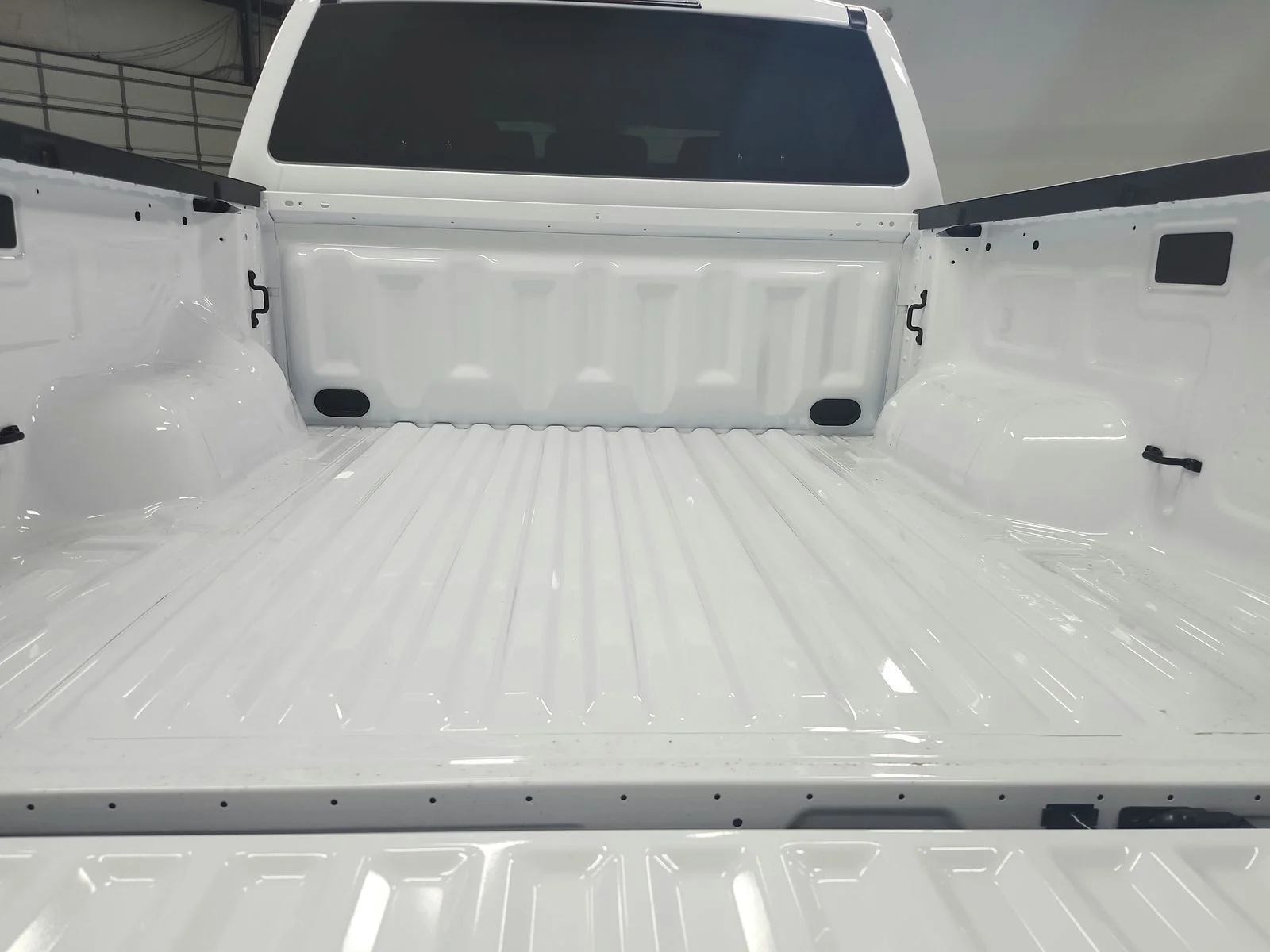 New 2026 Oxford White Ford XLT image 40