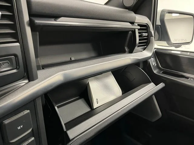 Used 2025 White Ford Lariat image 40