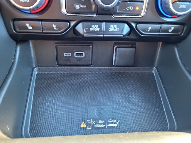 Used 2023  Chevrolet RST image 19
