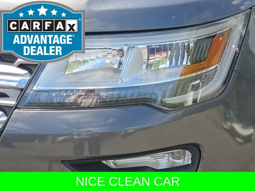 Used 2018 Gray Ford Limited image 5