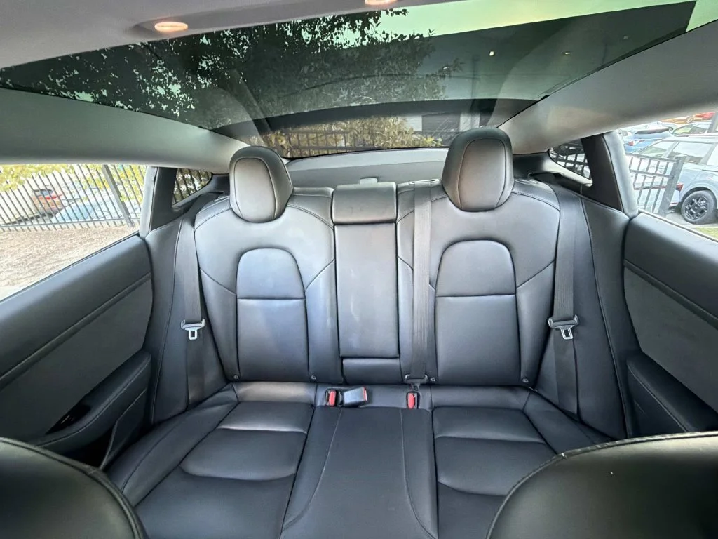 Used 2020  Tesla Standard image 23