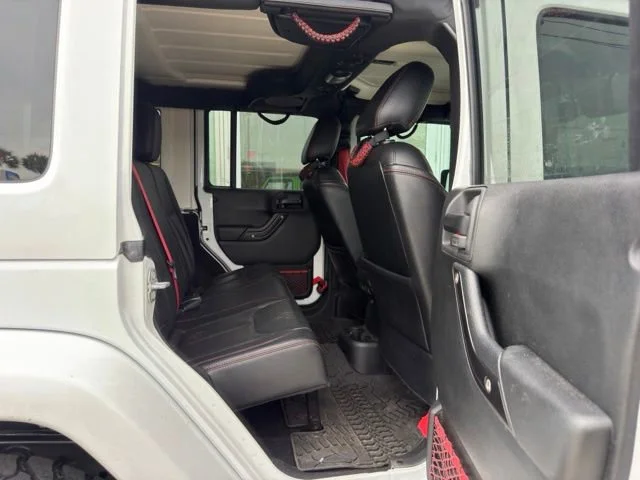Used 2017 Bright White Clearcoat Jeep Rubicon Recon image 8