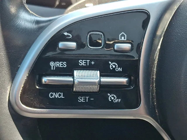 Used 2019 White Mercedes-Benz E 300 image 22