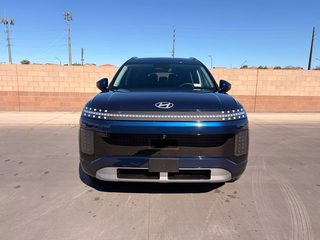 Used 2026 Blue Hyundai SEL image 3