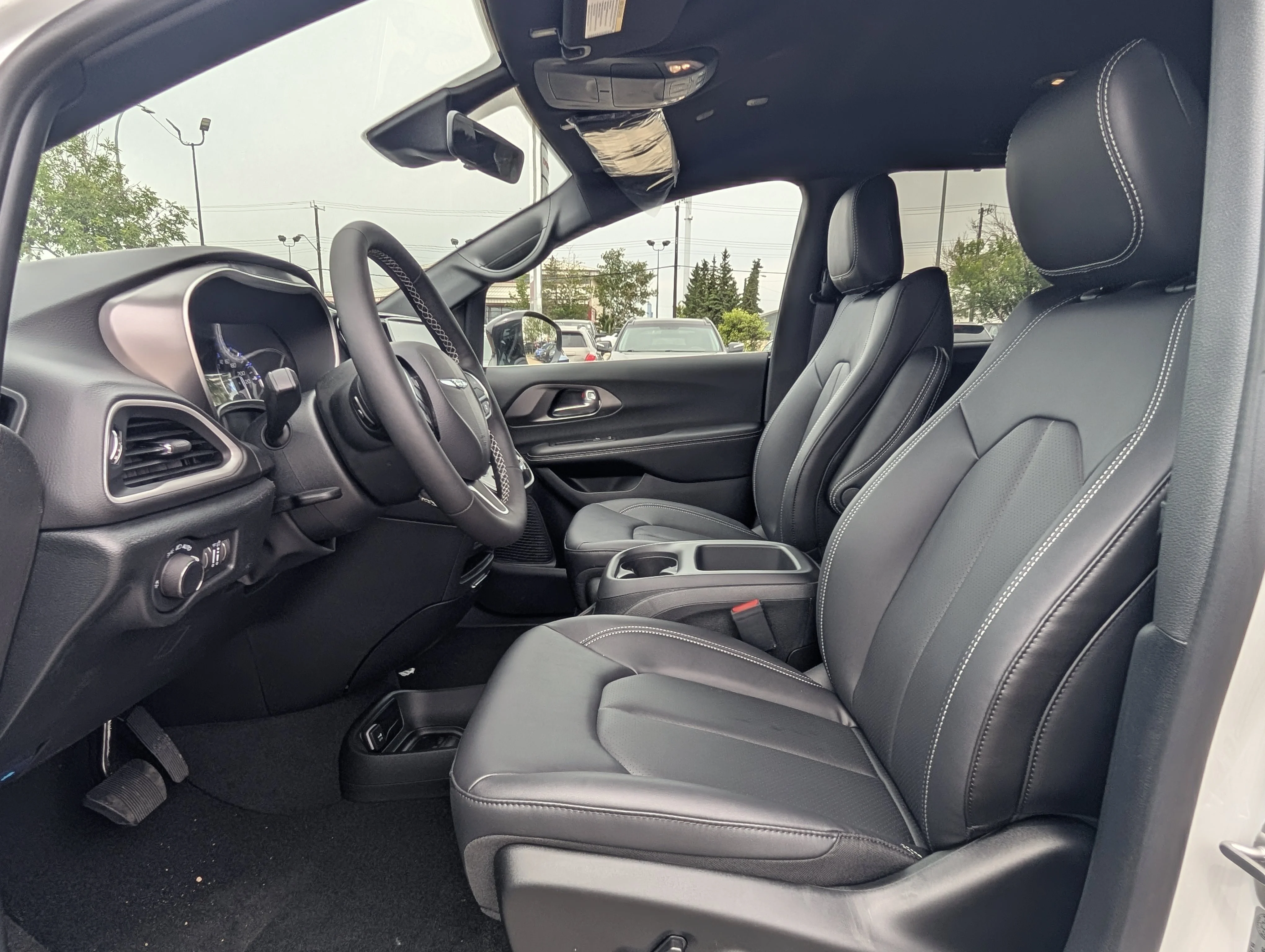 New 2026 Bright White Chrysler SXT image 17
