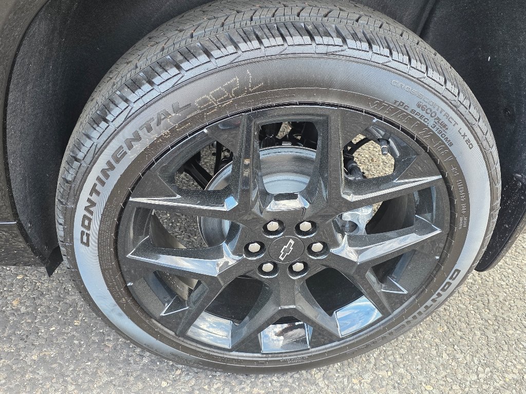 New 2026 Mosaic Black Metallic Chevrolet RS image 6