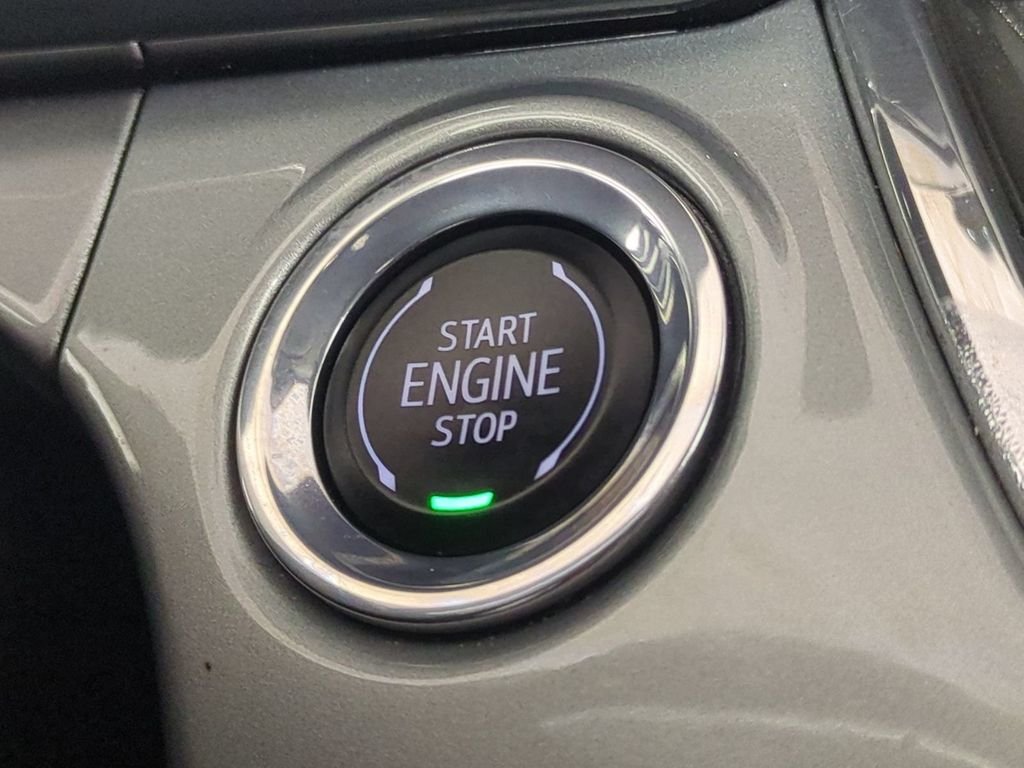2025 Chevrolet Trax LT - Photo 40