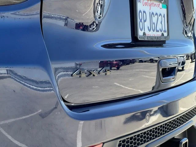 Used 2019 Blue Jeep Limited image 26