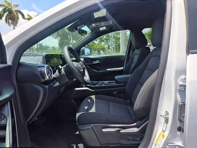 New 2026 Summit White Chevrolet LT image 5