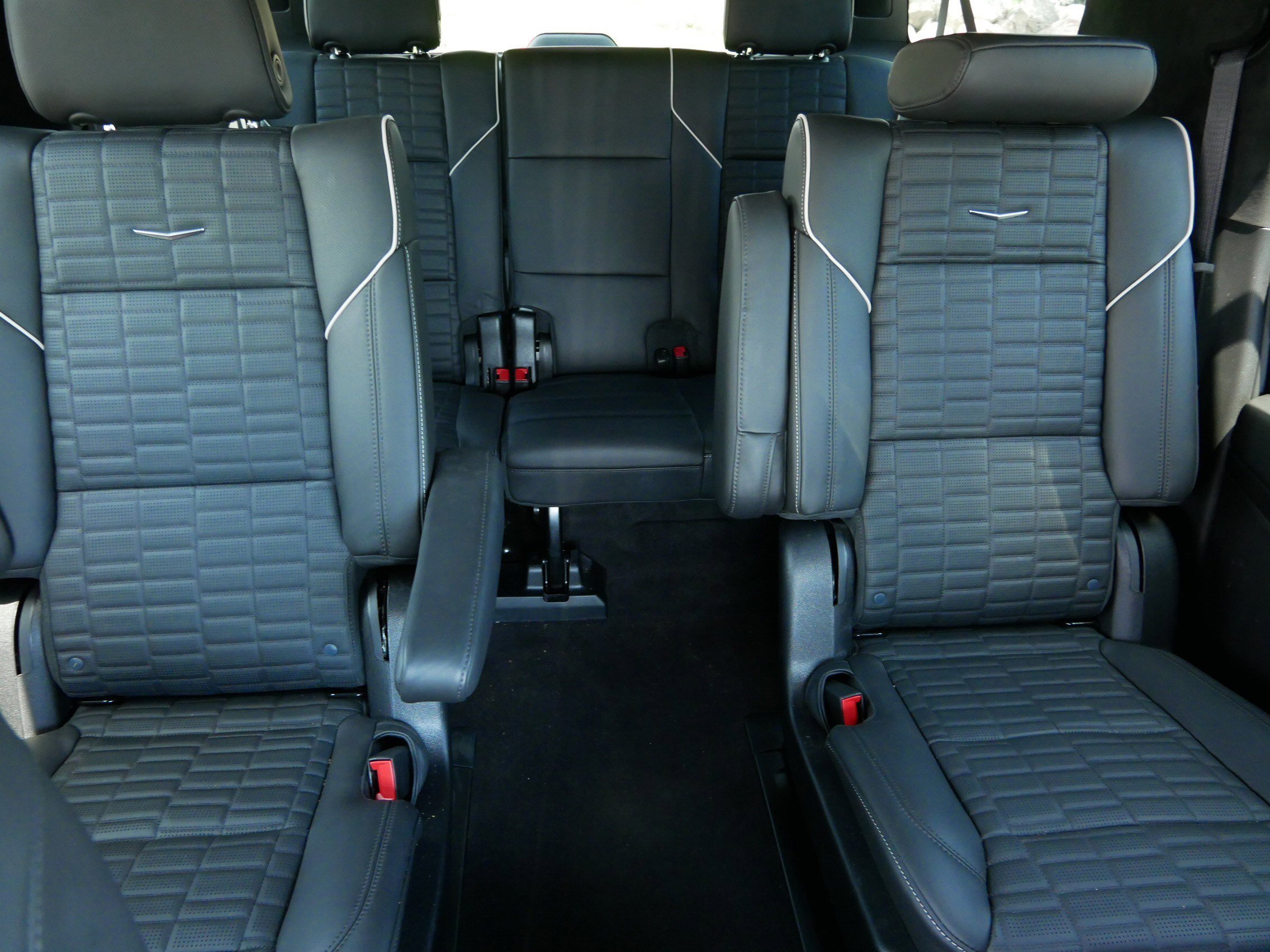 Certified Used 2024 Black Raven Cadillac Premium Luxury Platinum image 14