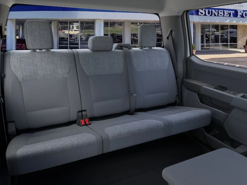 New 2026 Oxford White Ford F-250® XLT image 11
