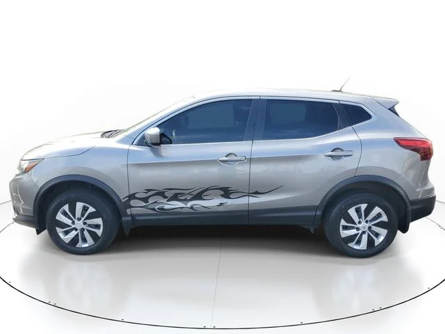 Used 2019 Nissan Rogue Sport S with VIN JN1BJ1CP8KW213219 for sale in South Holland, IL