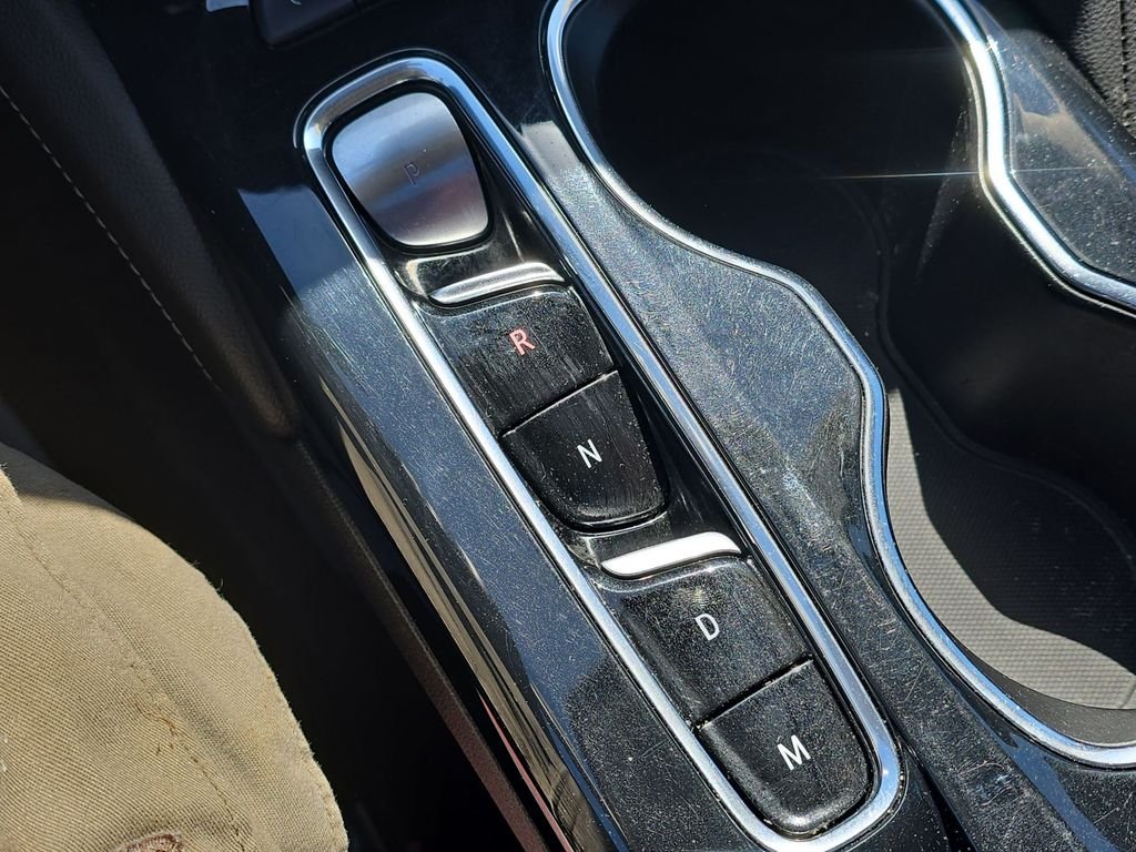 Used 2023 Black Buick Essence image 26