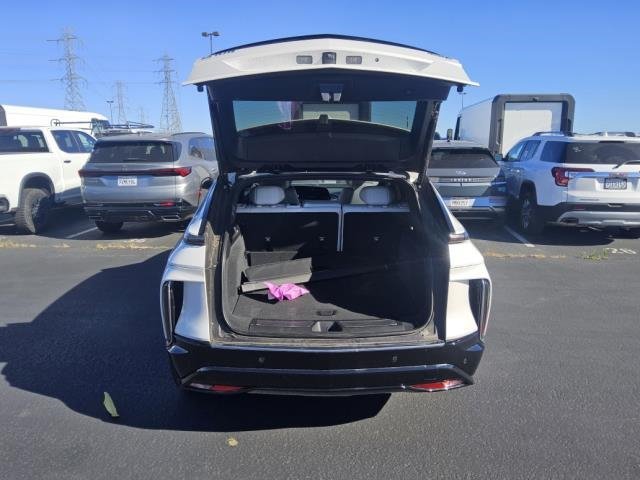 Used 2024 Cadillac LYRIQ Luxury 3 with VIN 1GYKPSRK9RZ117499 for sale in Culver City, CA