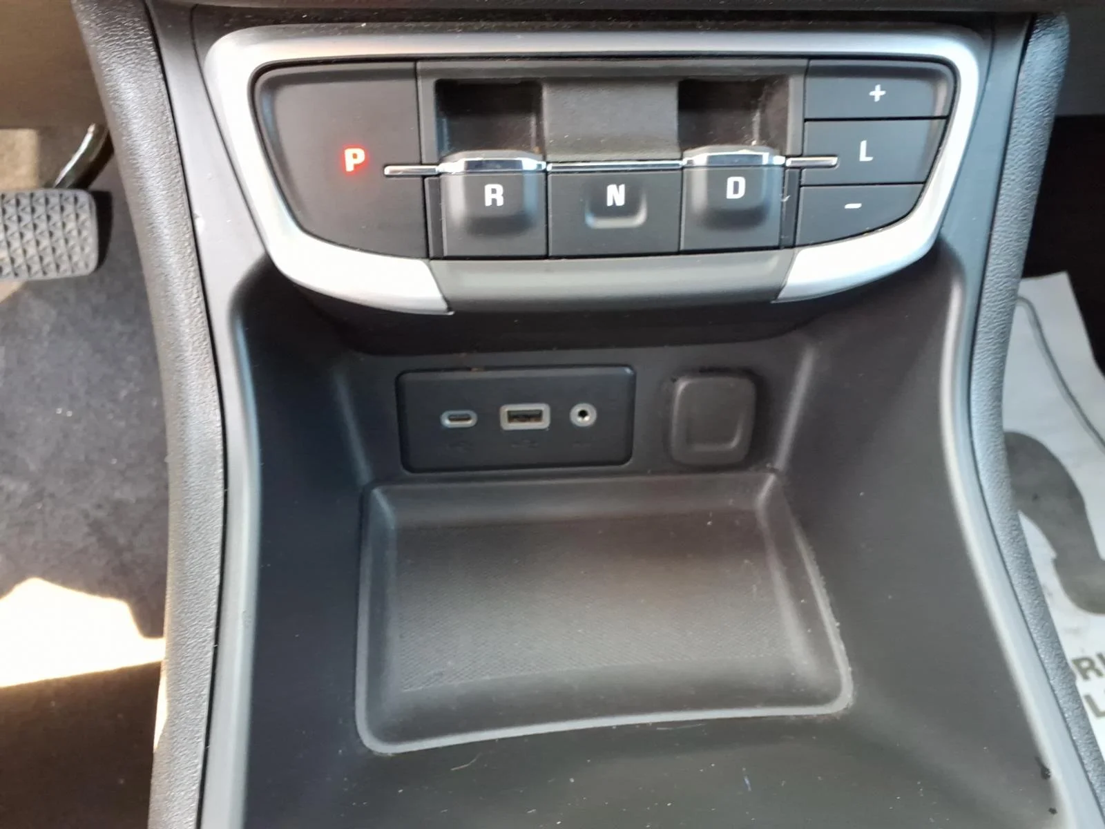 Used 2024 Sterling Metallic (gxd) GMC SLE image 12