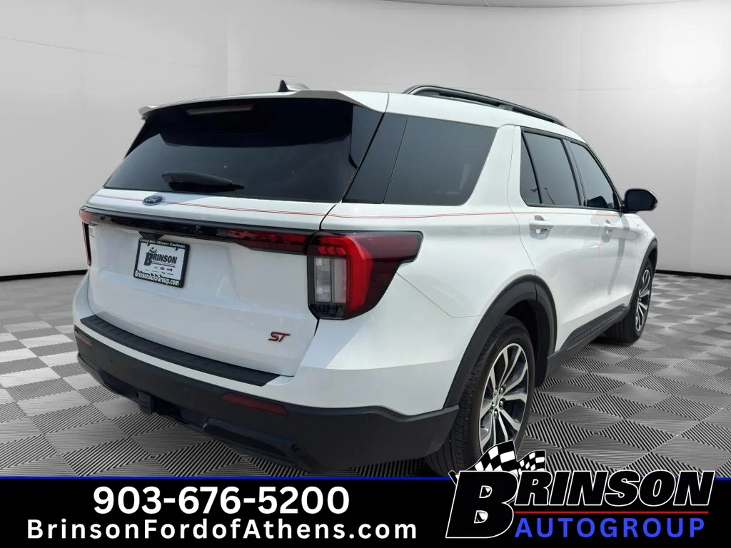 Certified Used 2026 Star White Ford ST-Line image 5