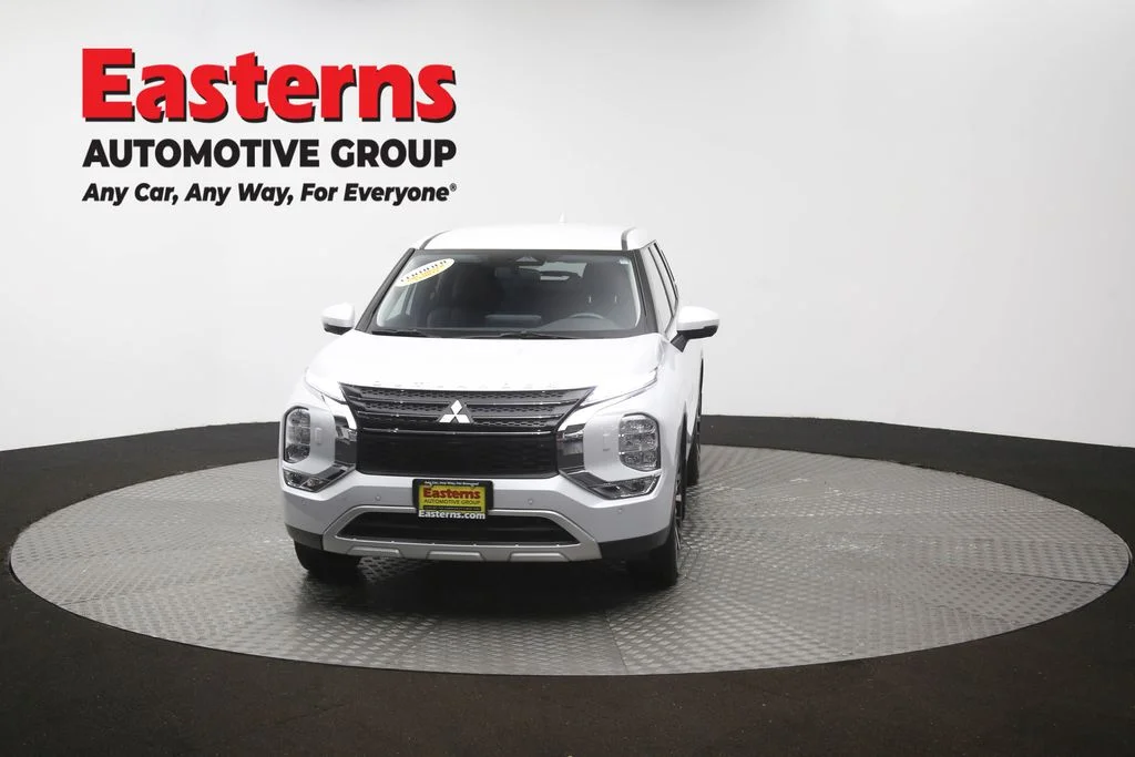 Used 2024 White Mitsubishi SE image 52