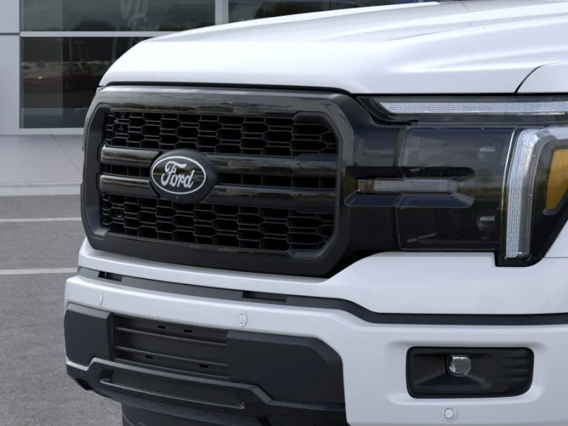 New 2026 Star White Metallic Tri-Coat Ford Lariat® image 39