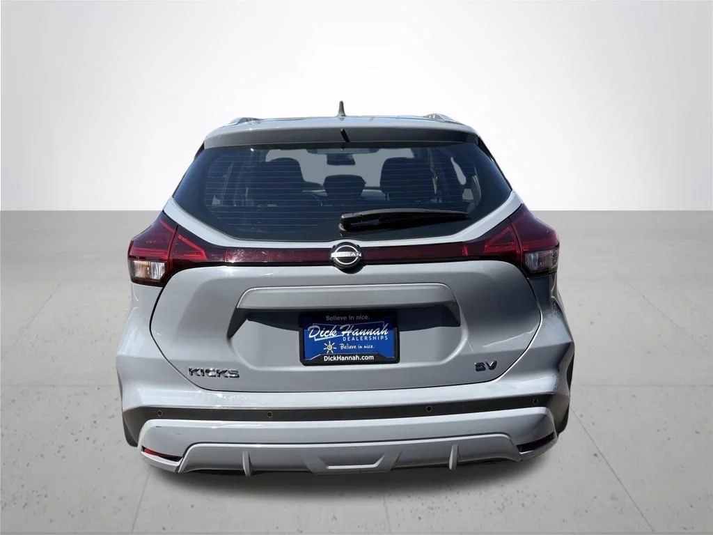 Used 2024 Gray Nissan SV image 6