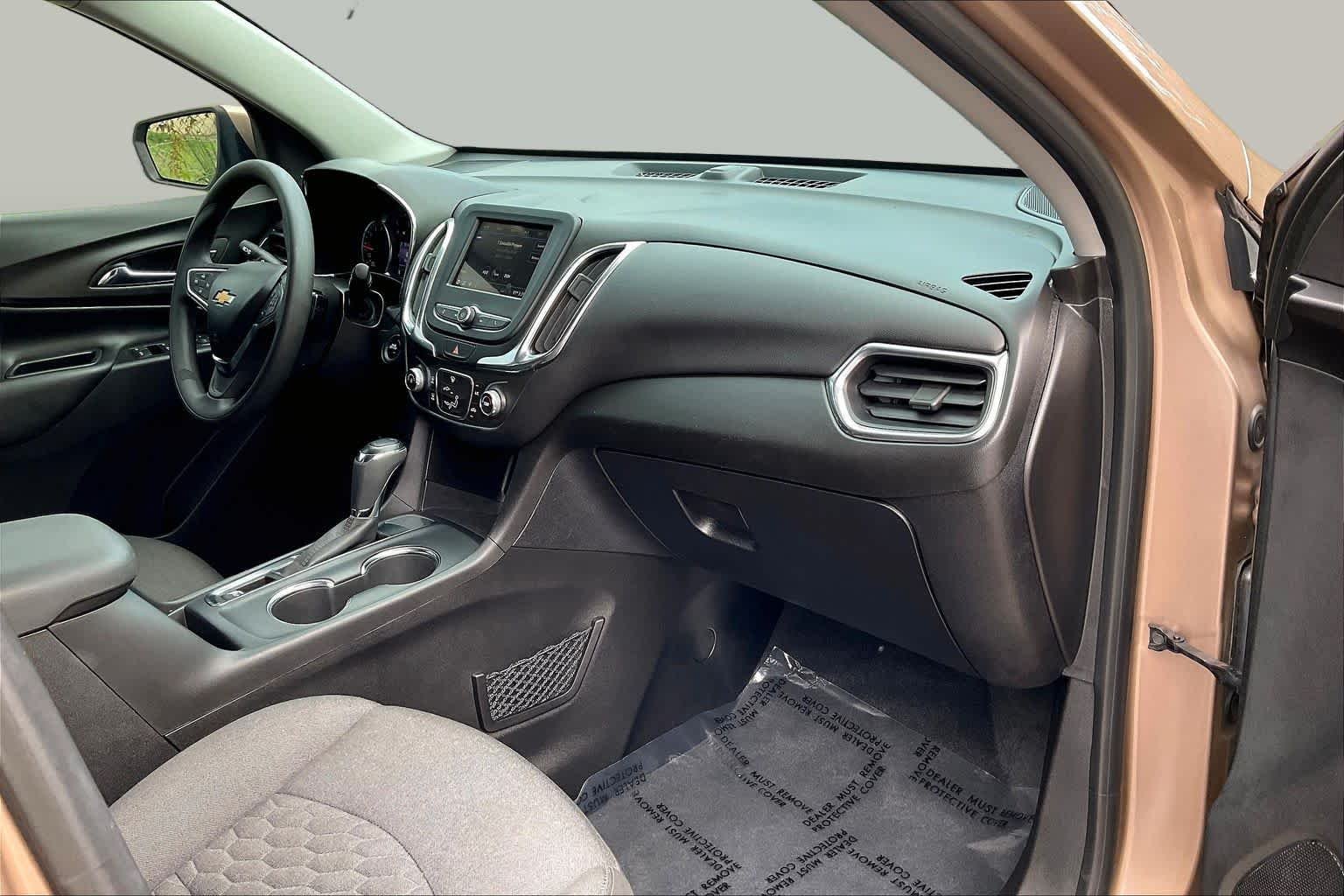 Used 2019 Sandy Ridge Metallic Chevrolet LT image 16