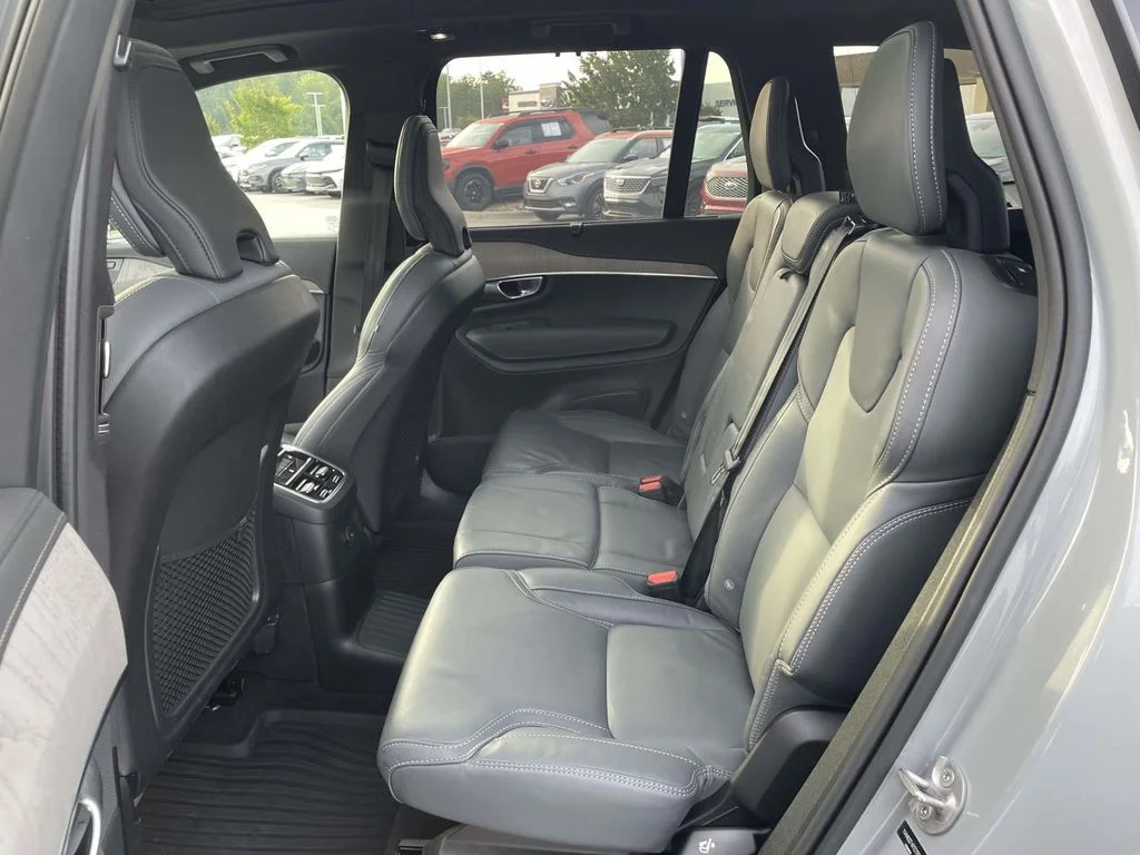 Certified Used 2024 Vapour Grey Metallic Volvo Ultimate Bright Theme image 3