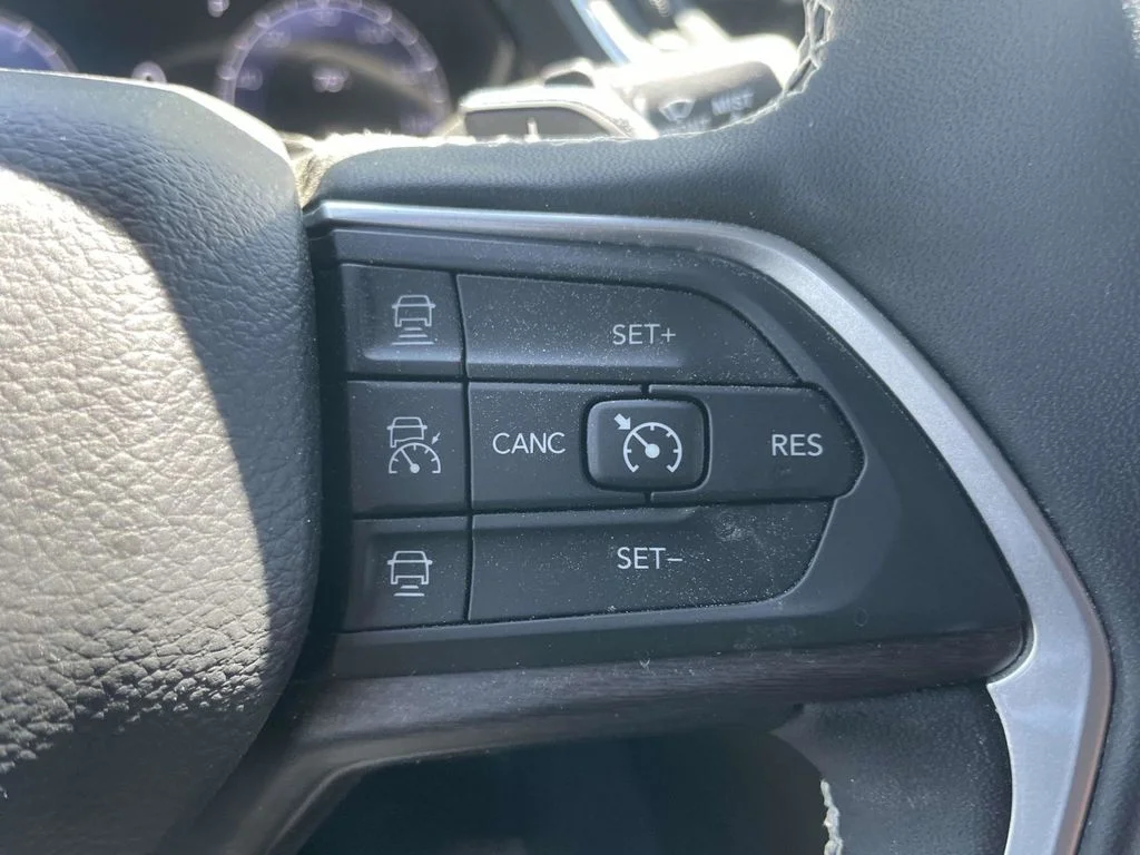 Certified Used 2025 Gray Jeep Limited image 32