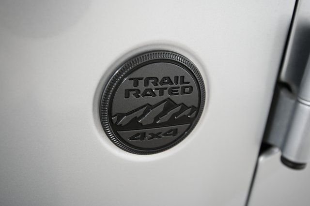 Used 2023 Silver Jeep Freedom Edition image 18