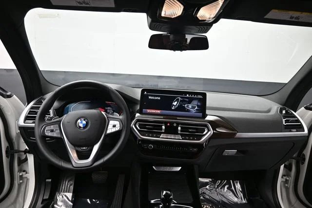 Used 2023 White BMW sDrive30i image 15