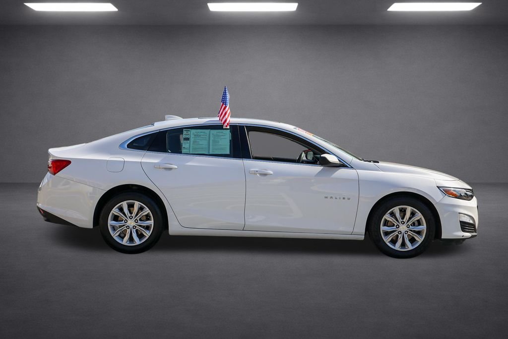 Used 2023 White Chevrolet LT image 2