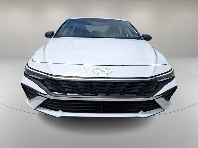 New 2026 White Hyundai SEL Sport image 2