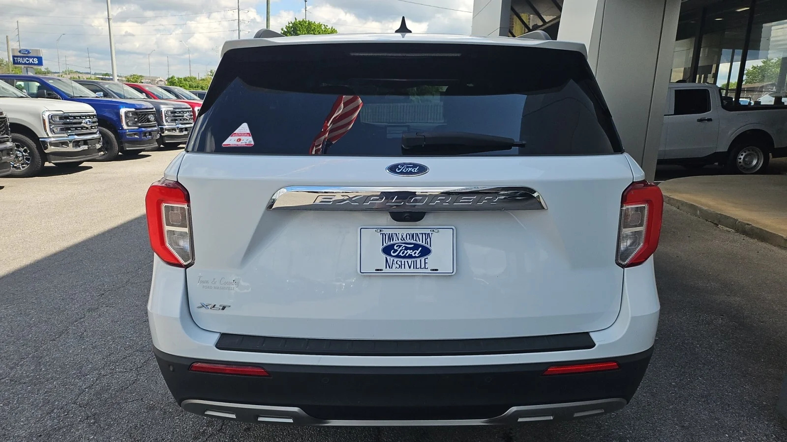 Used 2023 White Ford XLT image 4