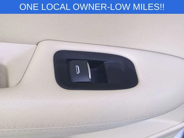 Used 2019 White Cadillac Luxury image 30