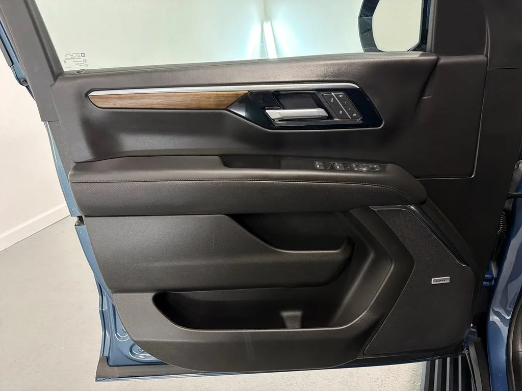 Used 2026 Lakeshore Blue Metallic Chevrolet High Country image 16