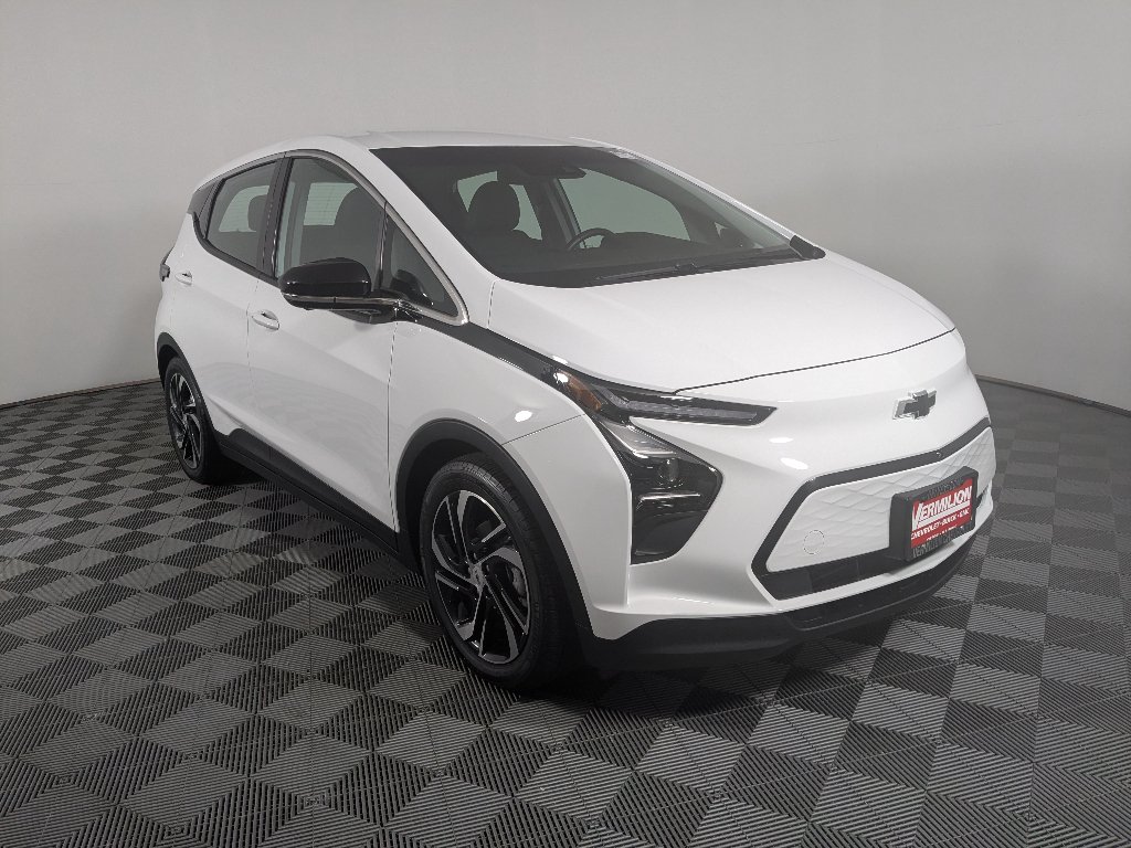 Used 2023 Chevrolet Bolt EV 2LT with VIN 1G1FX6S07P4200696 for sale in Tilton, IL