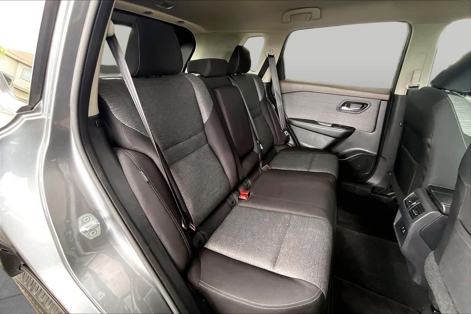 Used 2021 Gun Metallic Nissan SV image 20