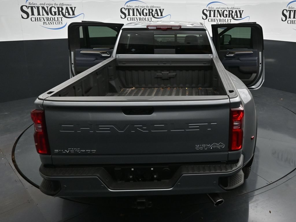 Used 2026 Sterling Gray Metallic Chevrolet High Country DRW image 35