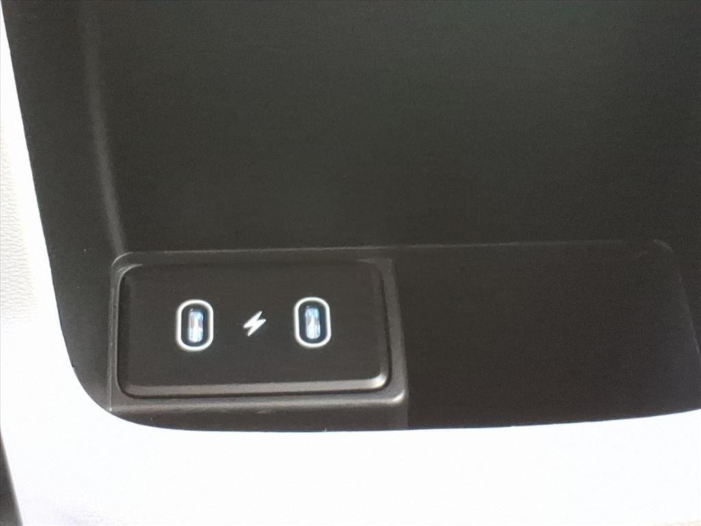 Used 2026 Abyss Black Pearl Hyundai SE image 21