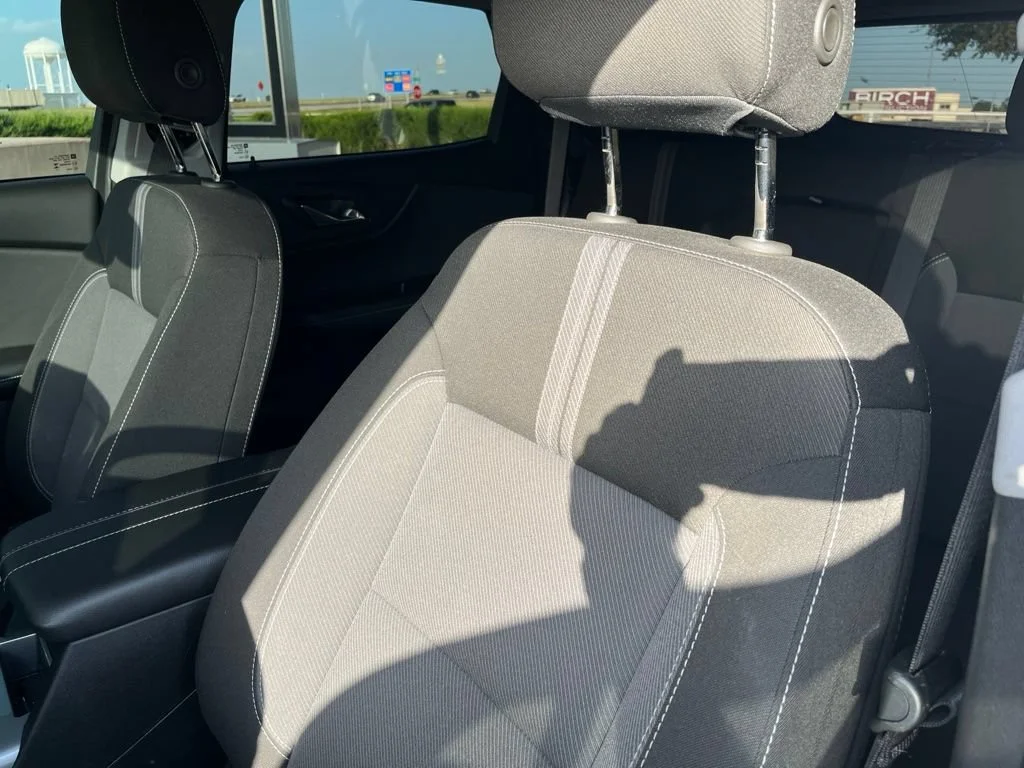 Used 2024 Summit White Chevrolet 2LT image 11
