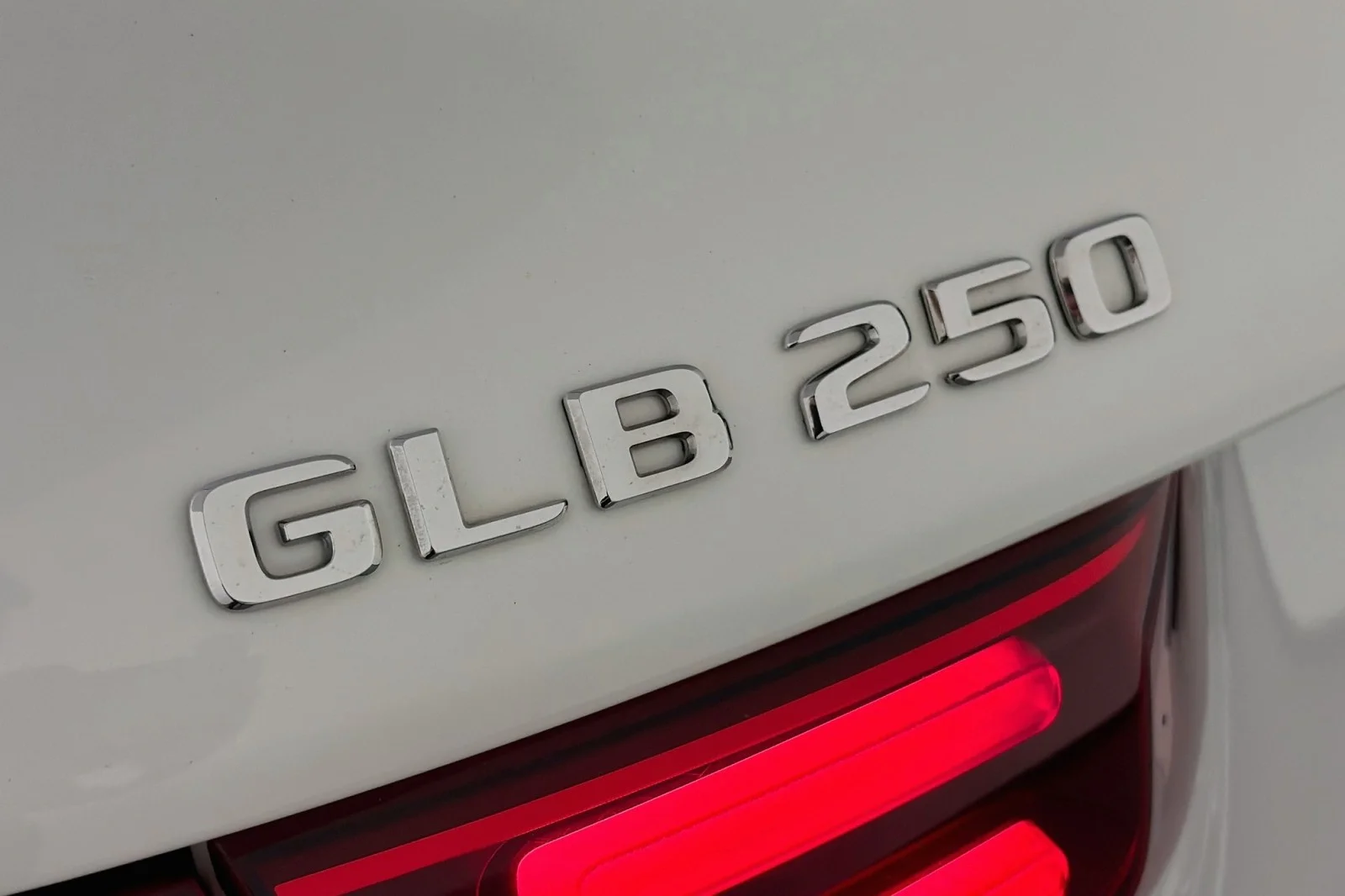 Used 2024 Polar White Mercedes-Benz 250 image 9
